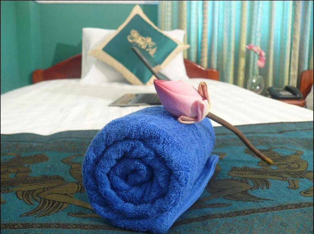Отель Paris Angkor Boutique Сиемрип Экстерьер фото