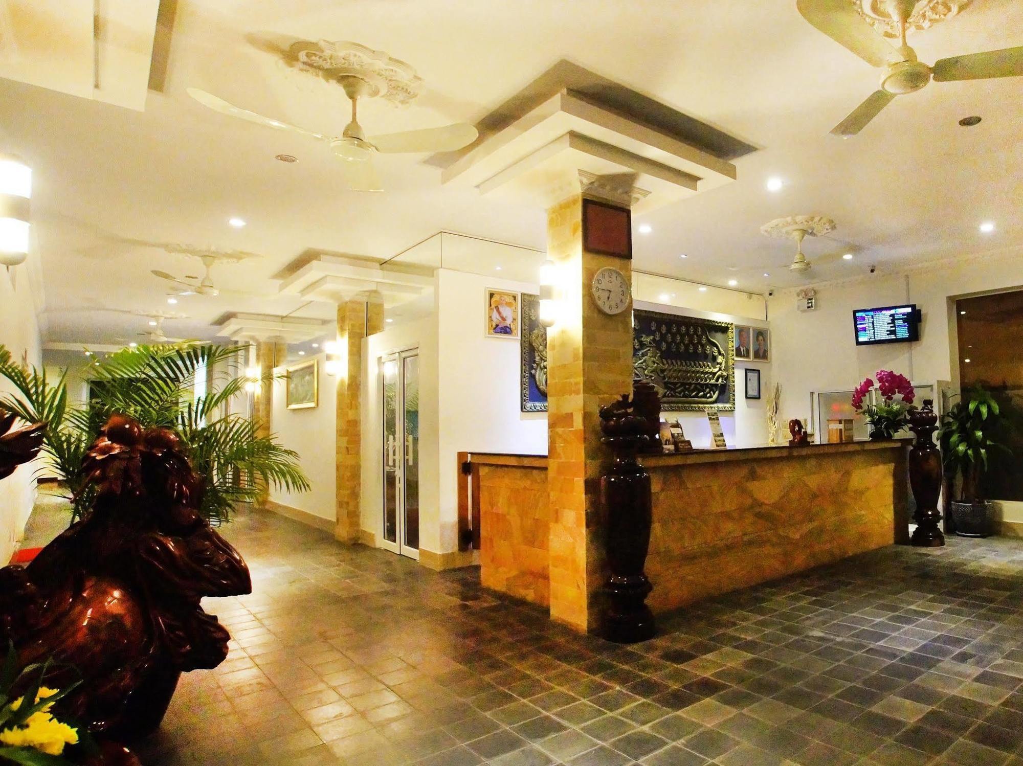 Отель Paris Angkor Boutique Сиемрип Экстерьер фото